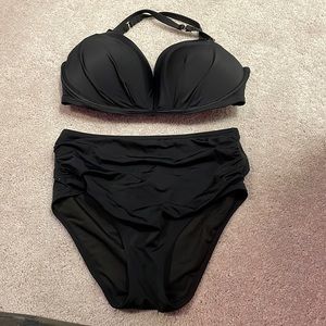 Top is size 34 DDD bottom is size medium.